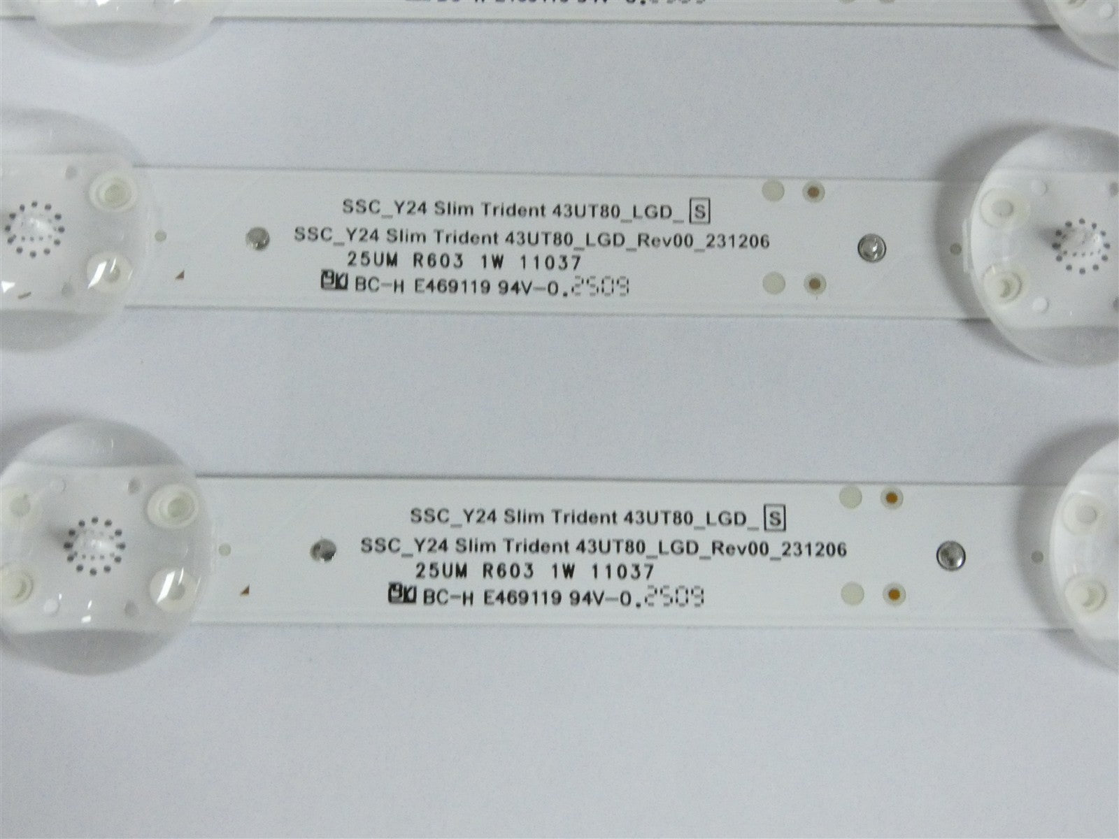 BACKLIGHT SET FOR LG43UT81006LA